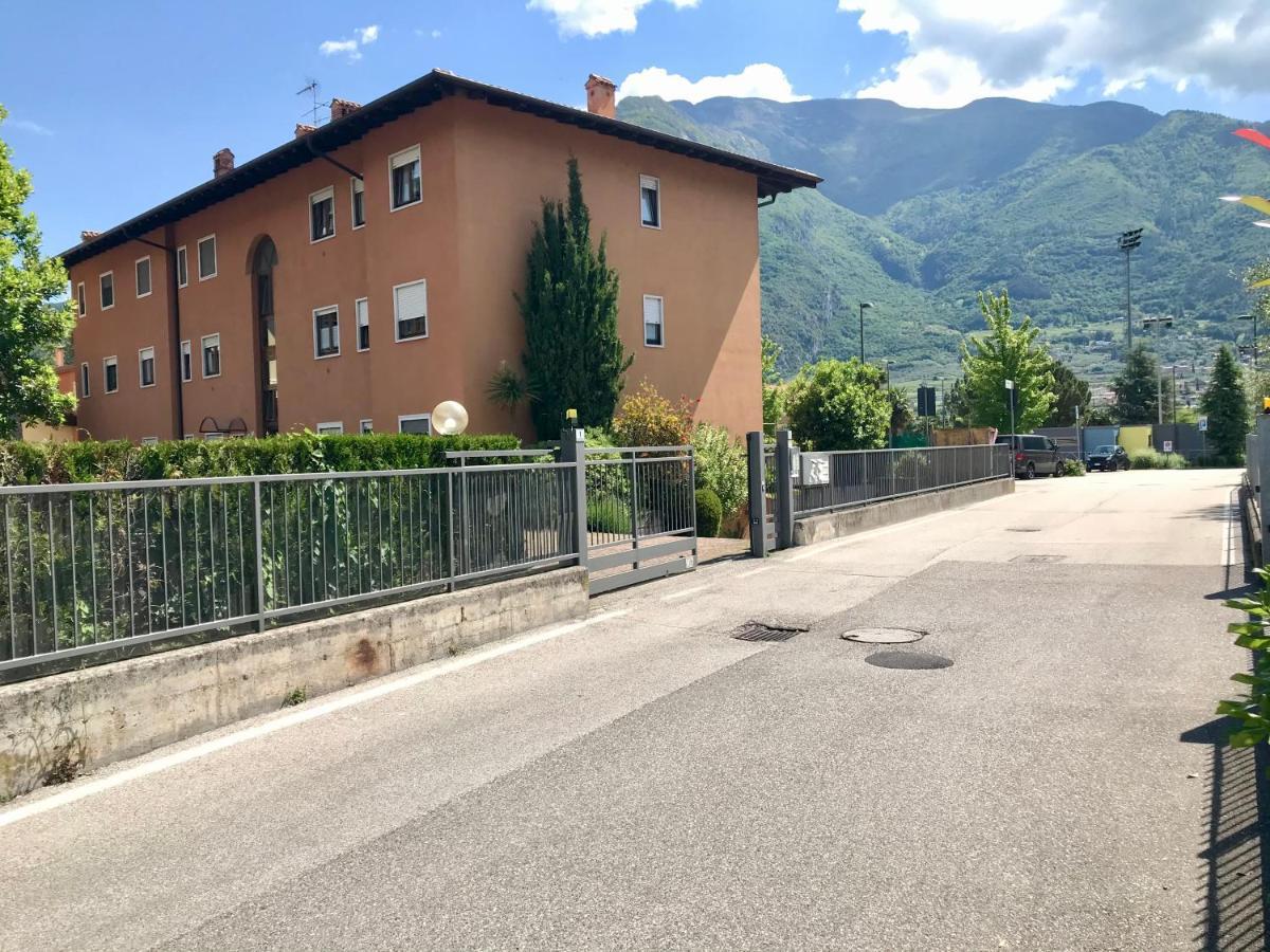 Appartamento Al Centro Arco Bagian luar foto