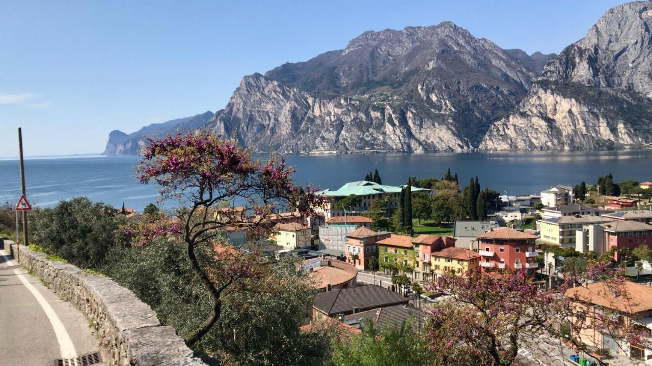 Appartamento Al Centro Arco Bagian luar foto